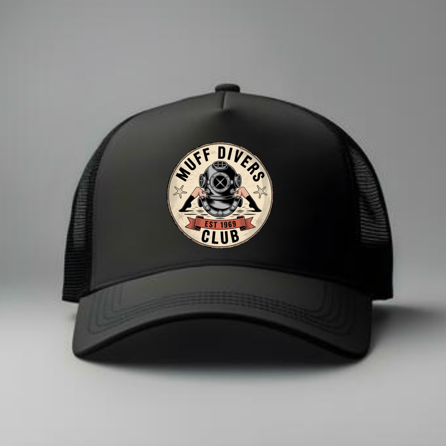 MUFF DIVERS CLUB TRUCKER HAT